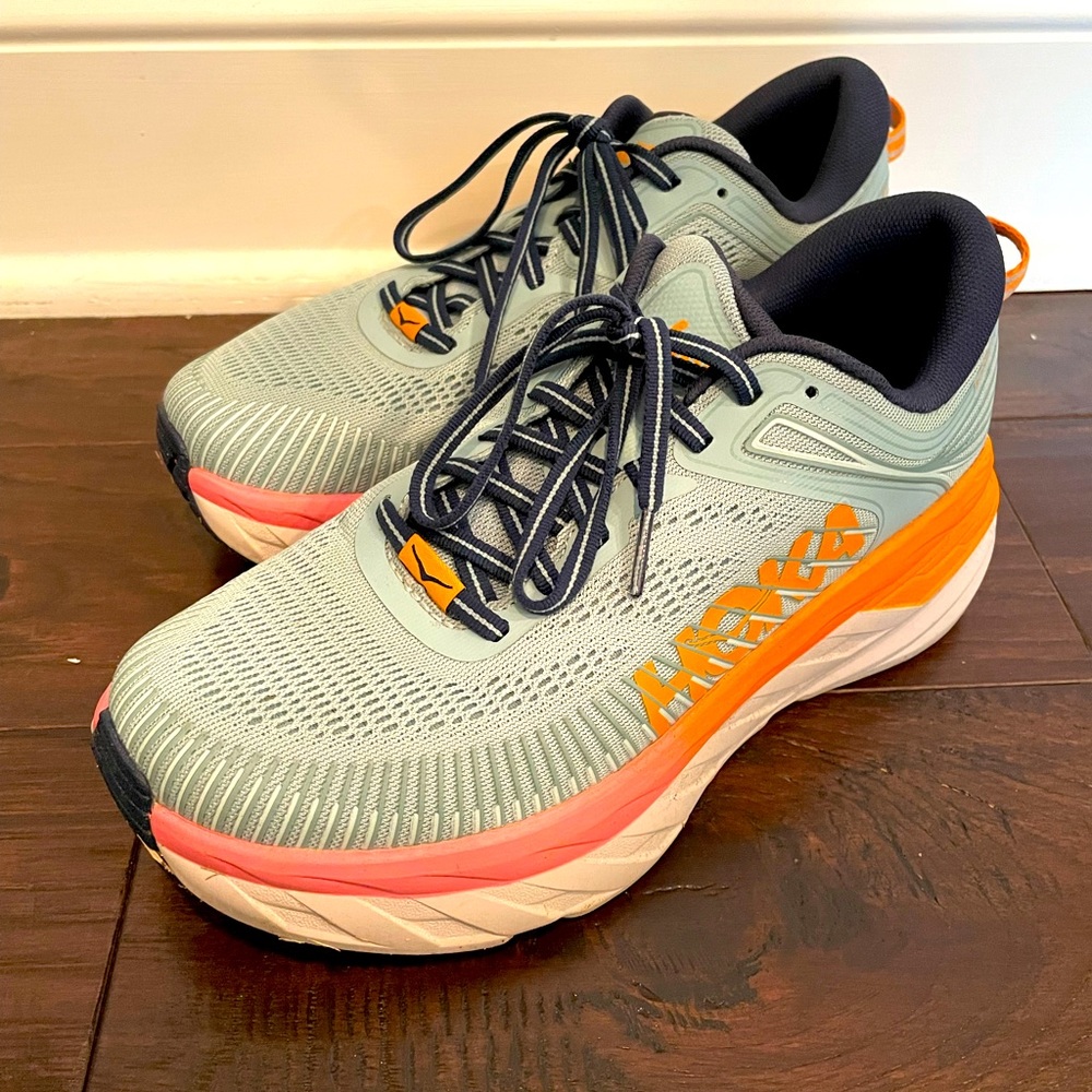 HOKA ONE Women’s Bondi 7, Size 7 wide